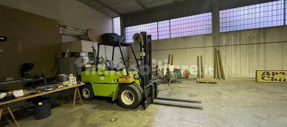 2-salle Entrepôt à Monte Compatri, Italy No. 111635 5