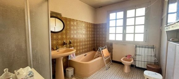 3 bedrooms House in Mehun-sur-Yevre, France No. 276692 4