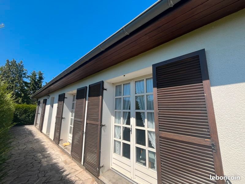 3 bedrooms House in Mehun-sur-Yevre, France No. 276692