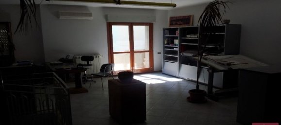 مكتب في Santa Flavia, Italy 105متر مربع رقم 87898 7