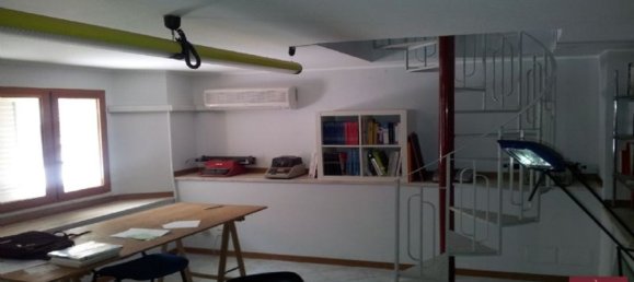 مكتب في Santa Flavia, Italy 105متر مربع رقم 87898 4