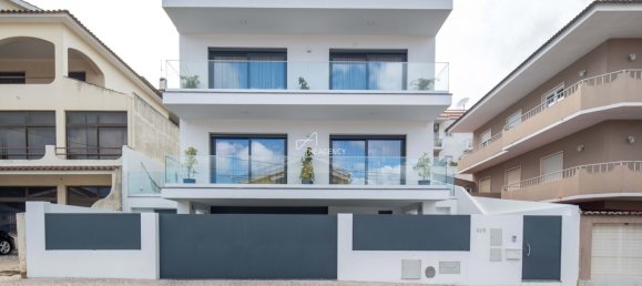 4 Schlafzimmer Haus in Cascais, Portugal, Nr. 204529 2