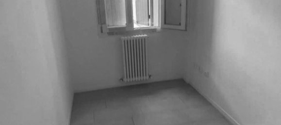 5 rooms Apartment in Terre del Reno, Italy No. 25070 13