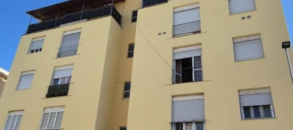 Apartamento de 3 divisões em Aprilia, Italy N.º 70464 3
