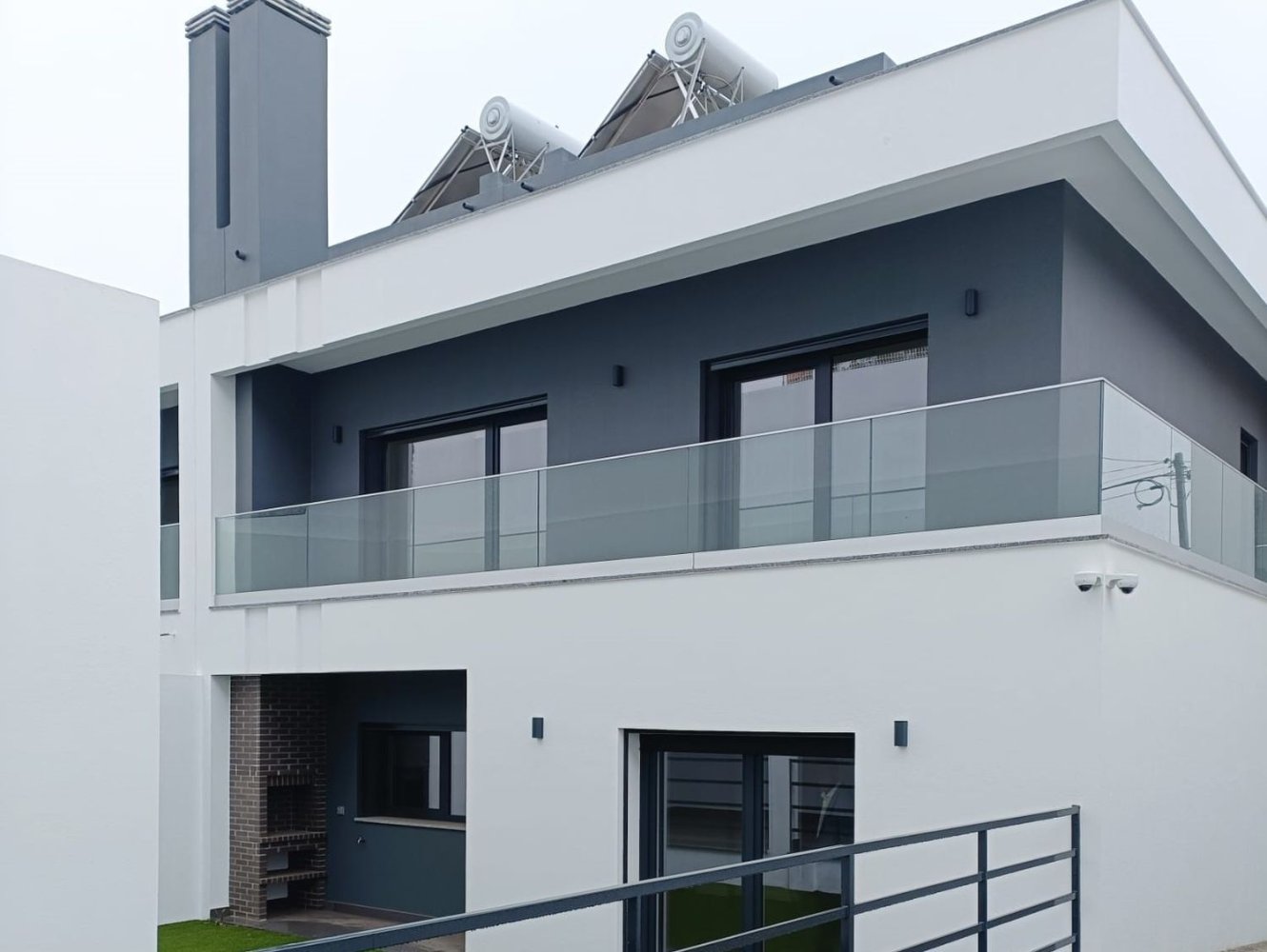 4 غرف نوم منزل في Casal de Cambra, Portugal رقم 141420