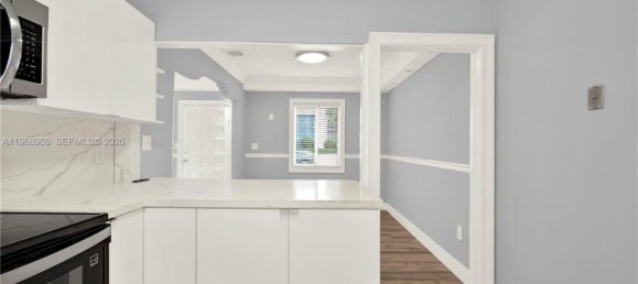 3 Schlafzimmer Villa in Miami, USA, Nr. 615494 4