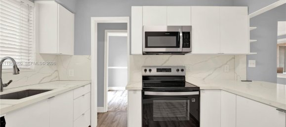 3 Schlafzimmer Villa in Miami, USA, Nr. 615494 6