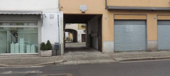 2 bedrooms Apartment in Abbiategrasso, Italy No. 282588 2