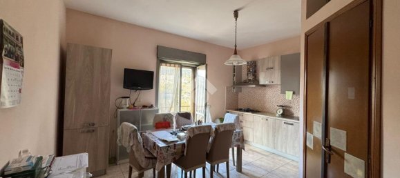 4 rooms Apartment in Salerno, Italy No. 4660 14