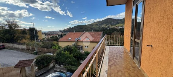 4 rooms Apartment in Salerno, Italy No. 4660 11