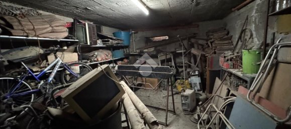 4 rooms Apartment in Salerno, Italy No. 4660 5