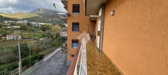 4 rooms Apartment in Salerno, Italy No. 4660 31