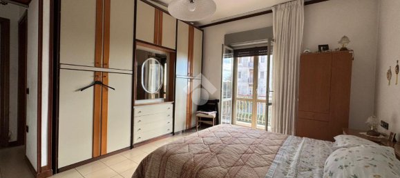 4 rooms Apartment in Salerno, Italy No. 4660 19