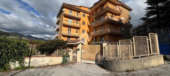 4 rooms Apartment in Salerno, Italy No. 4660 21