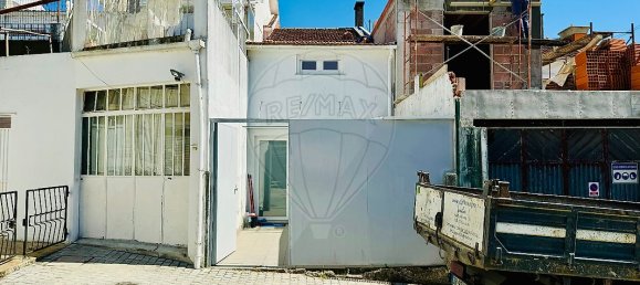 2 Schlafzimmer Haus in Porto, Portugal, Nr. 26781 3