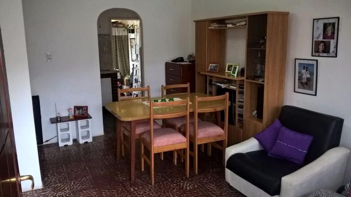 2 bedrooms House in Mar del Plata, Argentina No. 69382