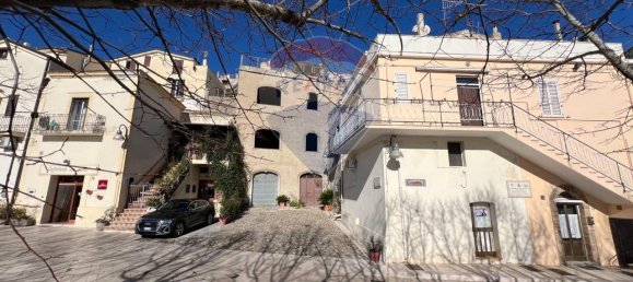 Studio in Grassano, Italy No. 136199 12