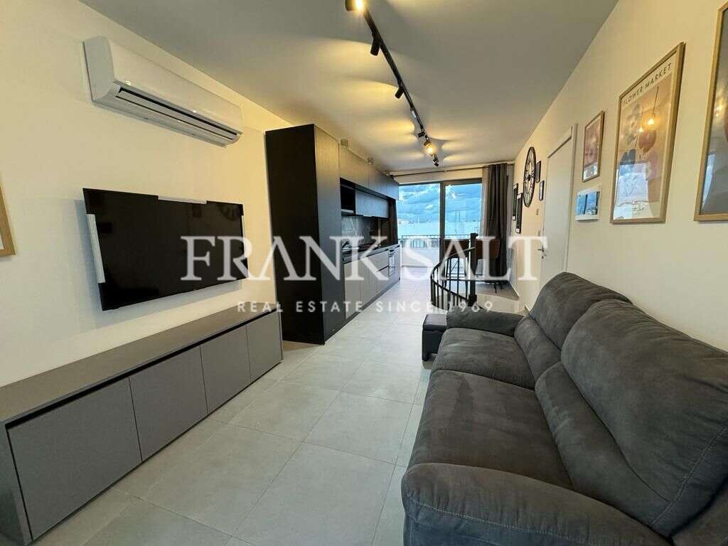 Пентхаус с 2 спальнями в Пьета, Мальта № 5112