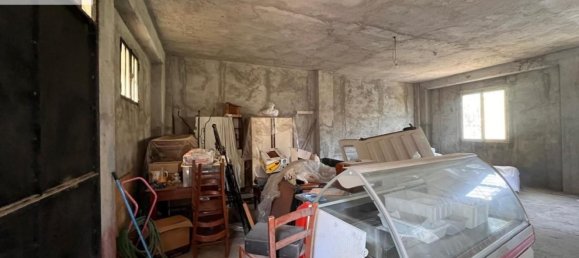 104m² Commercial property in Diano Marina, Italy No. 312475 2