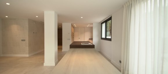 5 Schlafzimmer Haus in Marbella, Spain, Nr. 19595 7