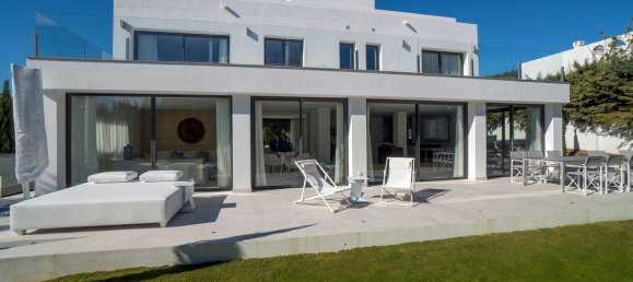 5 Schlafzimmer Haus in Marbella, Spain, Nr. 19595 2