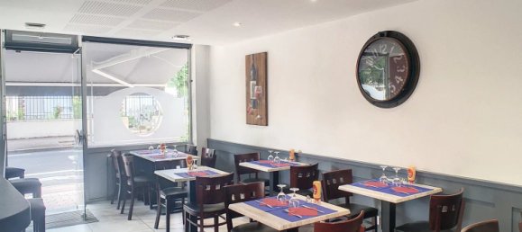 Propiedad comercial en Montargis, France No. 69866 4