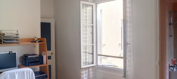 Propiedad comercial en Montargis, France No. 69866 16