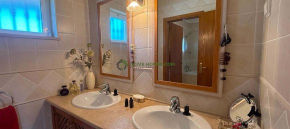 4 bedrooms Townhouse in Quarteira, Portugal No. 236866 18