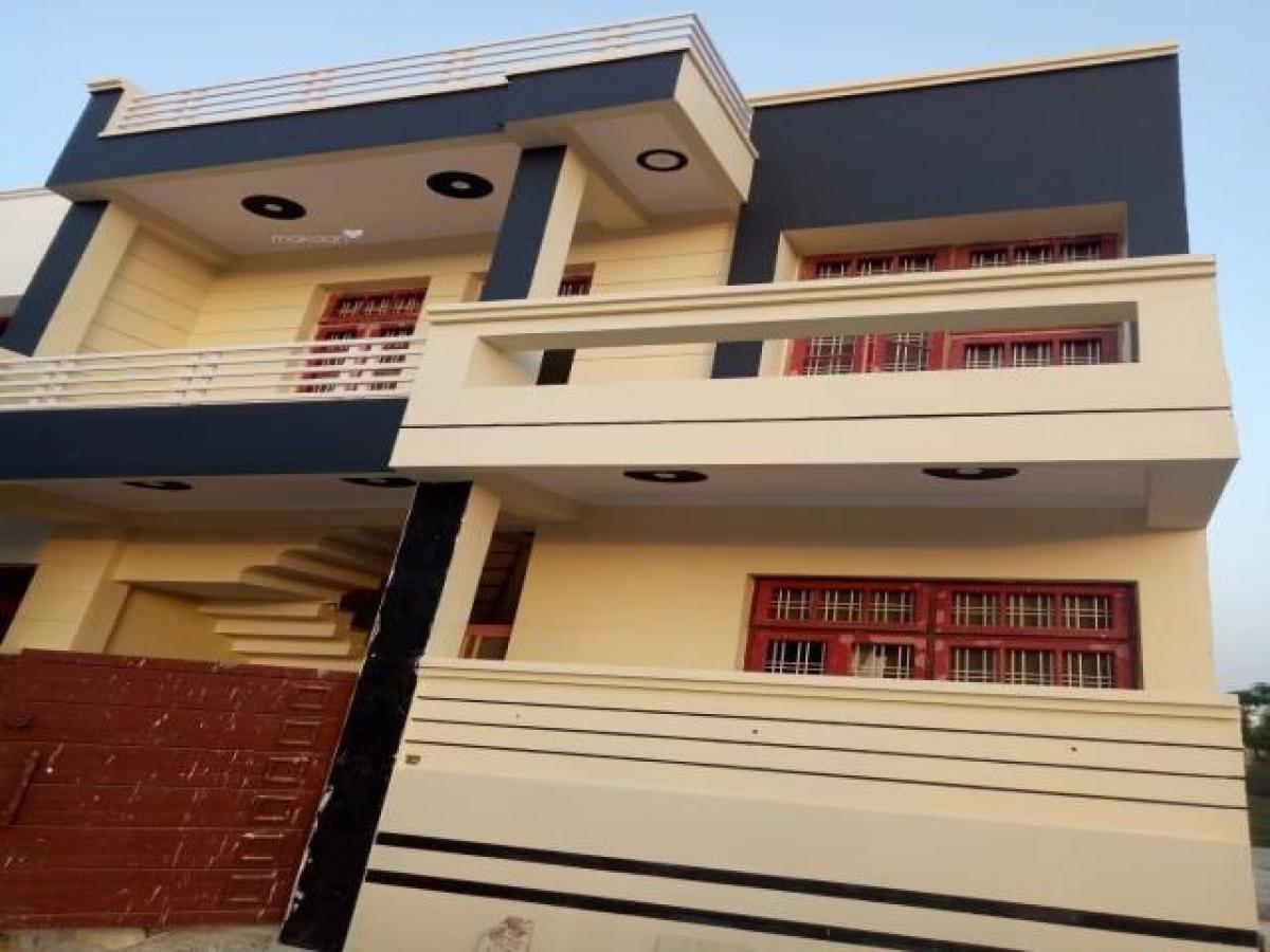 3 chambres Maison à Lucknow, India No. 15477