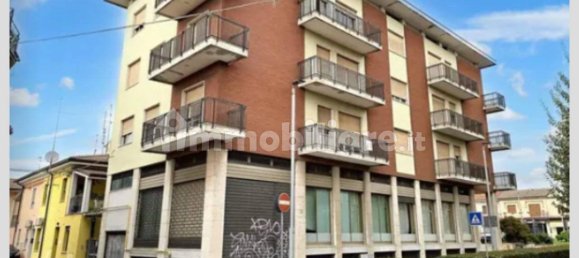 6 bedrooms Apartment in Castagnaro, Italy No. 322740 20