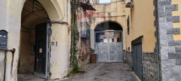 2 Schlafzimmer Haus in Casoria, Italy, Nr. 121998 33