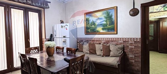 2 Schlafzimmer Haus in Casoria, Italy, Nr. 121998 15