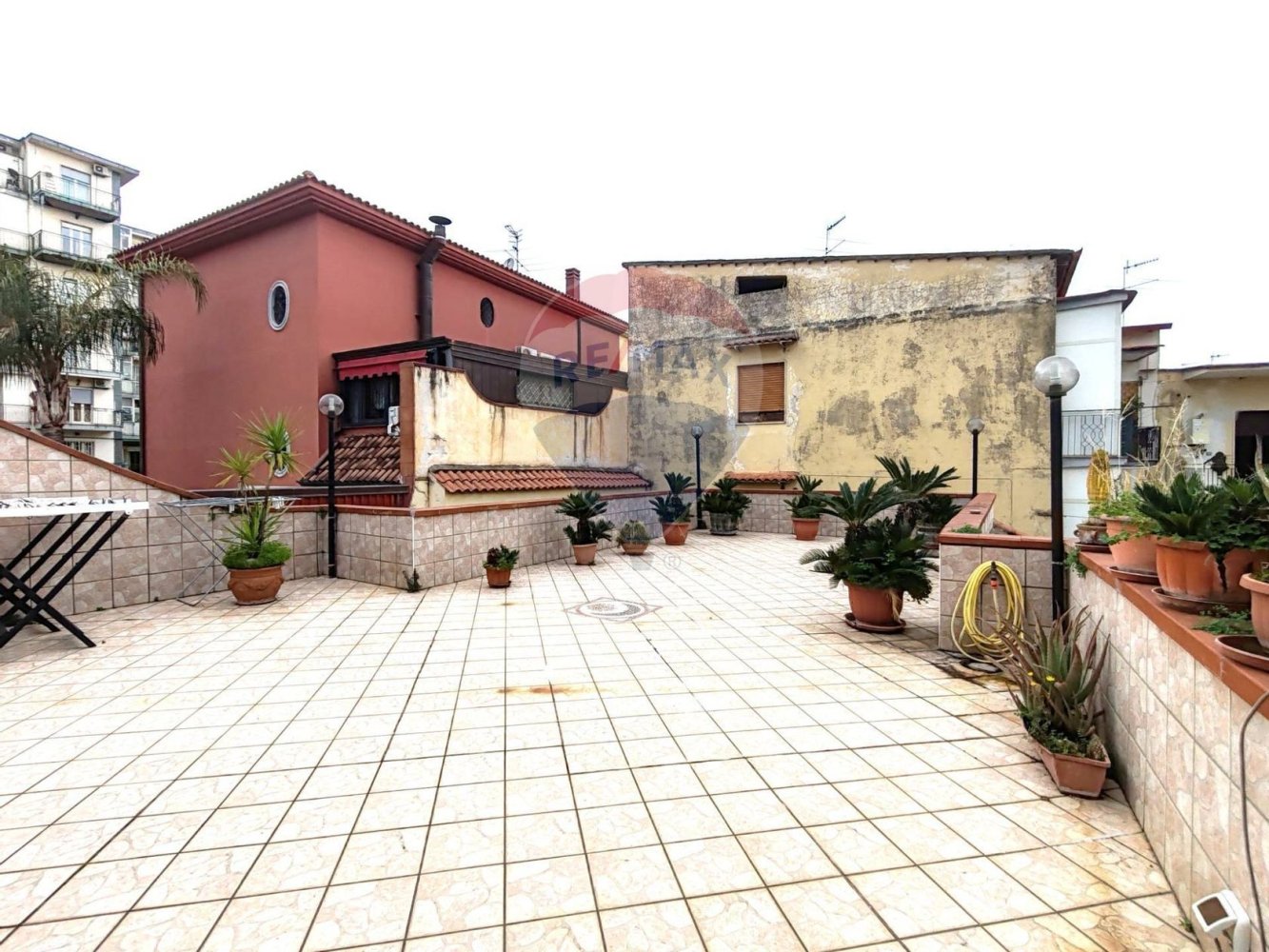 2 Schlafzimmer Haus in Casoria, Italy, Nr. 121998