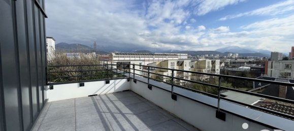 4-salle Appartement à Grenoble, France No. 198155 16