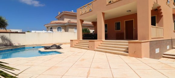 Villa de 4 dormitorios en Ciudad Quesada, Spain No. 176554 2