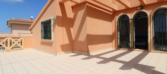 Villa de 4 dormitorios en Ciudad Quesada, Spain No. 176554 24