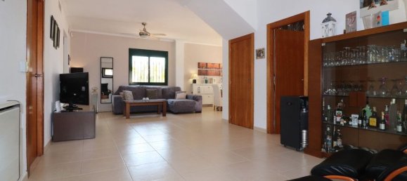 Villa de 4 dormitorios en Ciudad Quesada, Spain No. 176554 6