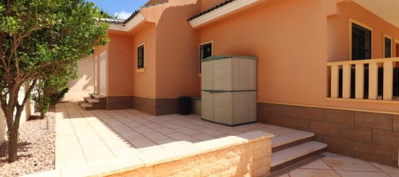 Villa de 4 dormitorios en Ciudad Quesada, Spain No. 176554 22