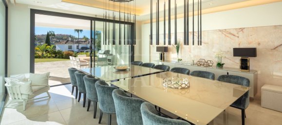 6 bedrooms Villa in Marbella, Spain No. 251099 7