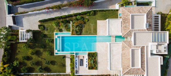 6 bedrooms Villa in Marbella, Spain No. 251099 33