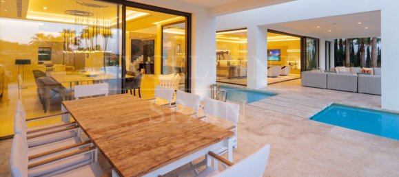 6 bedrooms Villa in Marbella, Spain No. 251099 26