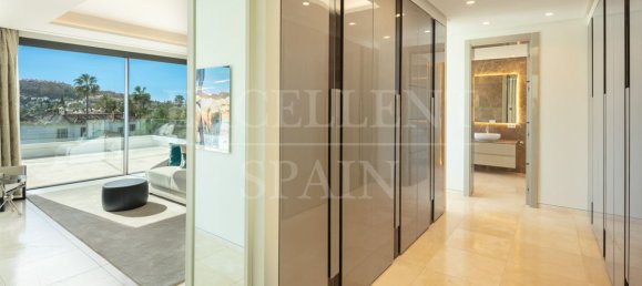 6 bedrooms Villa in Marbella, Spain No. 251099 17