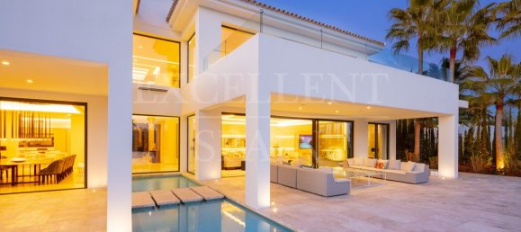 6 bedrooms Villa in Marbella, Spain No. 251099 28
