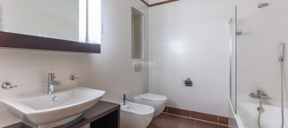 3 bedrooms Apartment in Sliema, Malta No. 8597 12