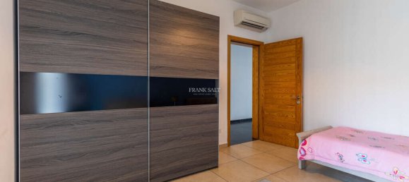 3 bedrooms Apartment in Sliema, Malta No. 8597 19