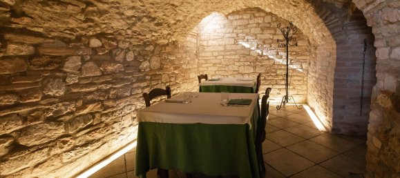 14 rooms Villa in Sassoferrato, Italy No. 252032 8