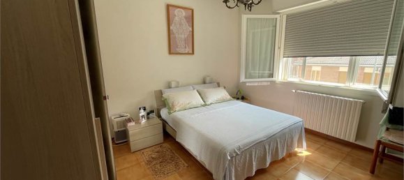 4 rooms Apartment in Ferrara, Italy No. 360162 7