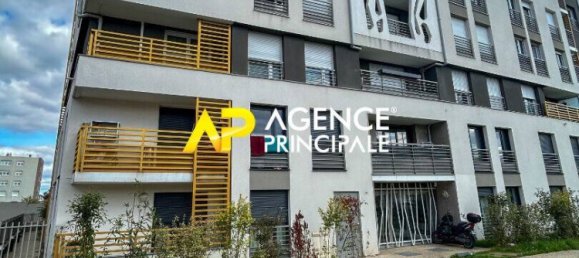 2 bedrooms Apartment in Bezons, France No. 172814 15