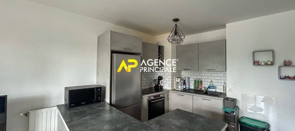 2 bedrooms Apartment in Bezons, France No. 172814 4