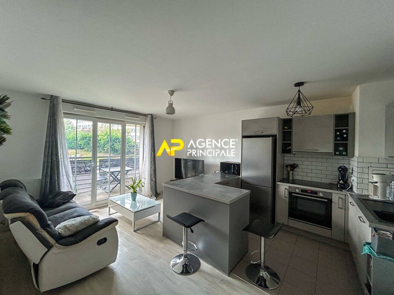 2 chambres Appartement à Bezons, France No. 172814